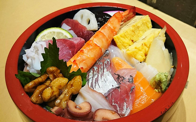 にろく寿司のちらし寿司